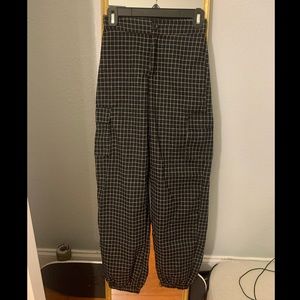 High Waisted Grid Print Zipper Jogger Pants